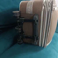 چمدان پرزنتی مسافرتی جنس خوب|کیف، کفش، کمربند|سمنان, |دیوار