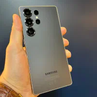 سامسونگ S 25 Ultra مشابه آکبند