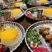 منشی و صندوق دار