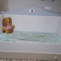 تخت وکمدبچه گانه|تخت و صندلی بچه|اصفهان, خانه اصفهان|دیوار