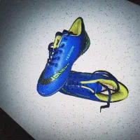 کفش سالنی و چمنی سایز 34