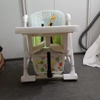 صندلی غذا در حد نو نو|تخت و صندلی بچه|اصفهان, همدانیان|دیوار