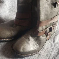 نیم بوت زنانه|کیف، کفش، کمربند|اصفهان, امامزاده اسماعیل|دیوار