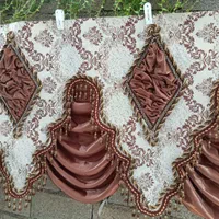 تعدادی پرده به همراه والن