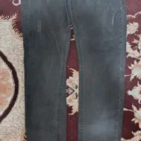 چند تیکه لباس درحد|لباس|گالیکش, |دیوار