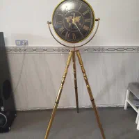 ساعت ایستاده