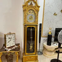 ساعت ایستاده