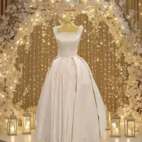 لباس ژورنالی دنباله دار