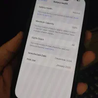 آیفون 16 نرمال 128 مشکی در حد نو