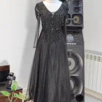 لباس مجلسی|لباس|ری, سیزده آبان|دیوار