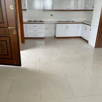 ویلا ۴۰۰ متری / دلباز و دنج / جنگلی / زیباکنار|فروش خانه و ویلا|رشت, بلوار گیلان|دیوار
