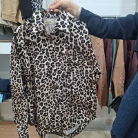 تونیک|لباس|قم, وادی السلام|دیوار