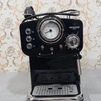 یک دستگاه قهوه ساز نیمه صنعتی و سرخ کن