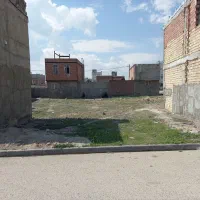 زمین ۱۰۰متری