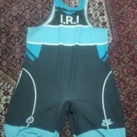 دوبنده کشتی|لباس|زنجان, |دیوار