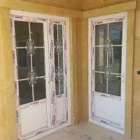 درب و پنجره دوجداره وینتک و توری پلیسه