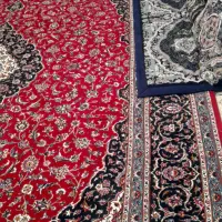 دو عدد فرش دوعدد پشتی و شاهنشین