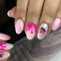 اموزش کاشت ناخن