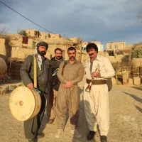 سازدهل  سازو دهل در تالار باغ  درب منزل شهرروستا