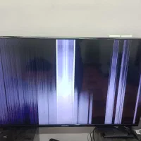 تلویزیون 50 اینچ دنای 4K نیاز به تعمیر