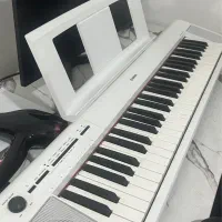 پیانو دیجیتال یاماها NP-12