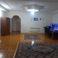 آپارتمان۱۳۵متری شیک خ تهران ۲خواب