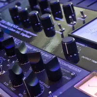 ارائه خدمات میکس و مسترینگ ویژه مجالس مذهبی