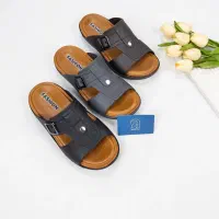 صندل و دمپایی|کیف، کفش، کمربند|سمنان, |دیوار