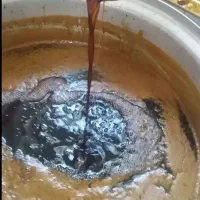 شیره ی انگور هیزم پز غلیظ