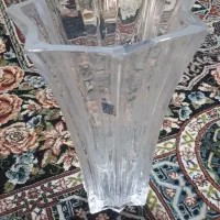 گلدان کریستال|صنایع دستی و سایر لوازم تزئینی|قم, چهل درخت‎|دیوار