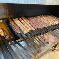 آشپز و کمک آشپز ماهر و.