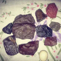 شهاب سنگ و سنگ آسیاب|کلکسیون اشیاء عتیقه|حمیدیا, |دیوار