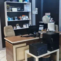 میز و صندلی اداری شیک تمیز کم استفاده شده