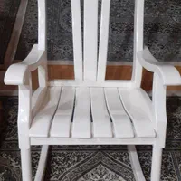 فروش صندلی راک سفید بسیار زیبا