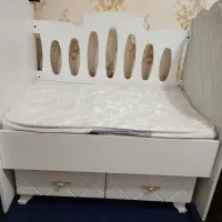 تختخواب نوزاد