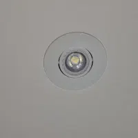 لامپ هالوژن با قابش|لامپ و چراغ|رشت, کوی حسینی|دیوار