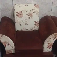 فروش فوری یک دست مبل ۷ نفره در حد نو