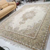 فرش کرم رنگ ۹ متری