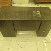 میز کار سه کشوی