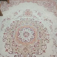 فرش ماشینی کاملا سالم