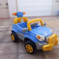 ماشین شارژی دو موتوره..روروک بچه|اسباب‌‌بازی|سبزوار, شرق کال عیدگاه|دیوار