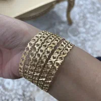 شیش عدد النگو‌ مفتولی سایز ۲