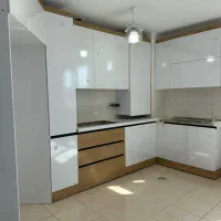 رهن کامل دو خواب بسیار تمیز صدرا ۹۰ متر