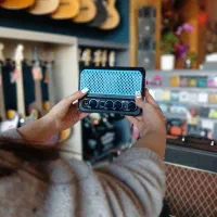 مینی اَمپbomb