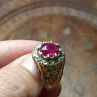 انگشتر یاقوت سرخ تراشیده زیبا