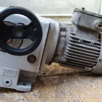 الکترو موتور دینام گیربکس دستگاه ماشین آلات صنعتی