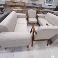 به یک فروشنده خانم نیازمندیم