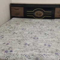 تخت دو نفره