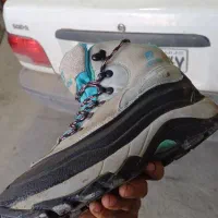 کفش کوهنوردی