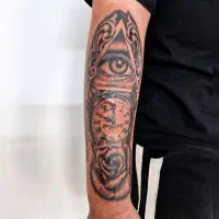 انجام کلیه خدمات تتو بدن با ۴۰ درصد تخفیف|خدمات آرایشگری و زیبایی|شیراز, پودنک|دیوار